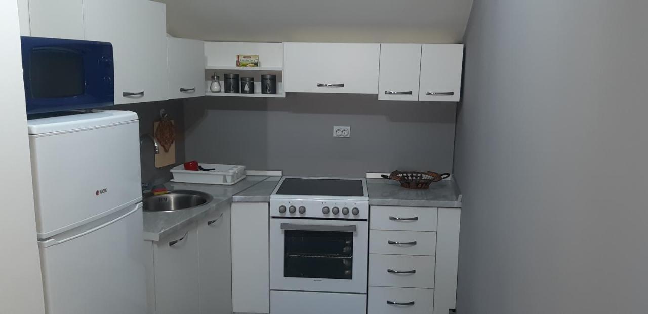 Stan Na Dan - Apartman Djordjevic Вране Экстерьер фото