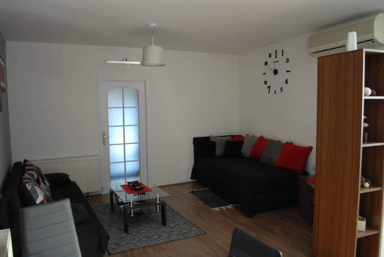 Stan Na Dan - Apartman Djordjevic Вране Экстерьер фото