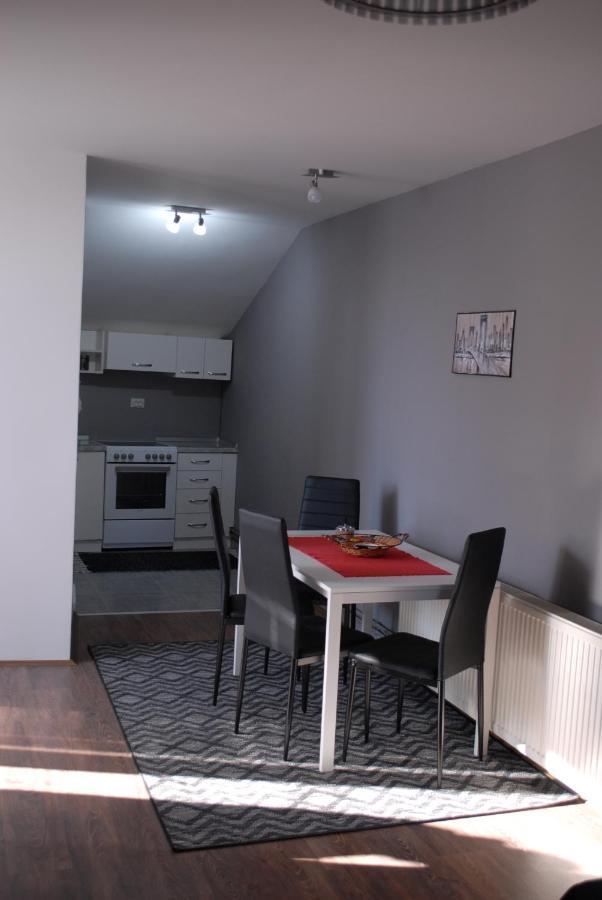 Stan Na Dan - Apartman Djordjevic Вране Экстерьер фото